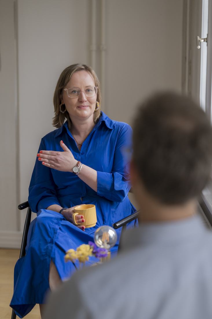 Anne Sendatzki im Coaching-Gespräch